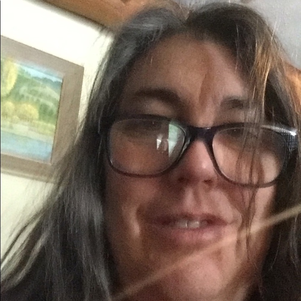 Meet your Posher, Andrea